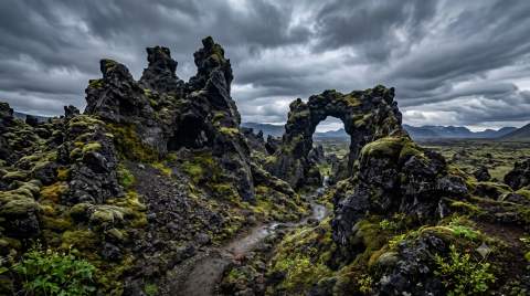 Кратер Вити (Víti), Лавовые поля Диммуборгир (Dimmuborgir), Геотермальная зона Хверир (Hverir), Купальни Myvatn Nature Baths